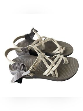 Chaco sandals women size 9